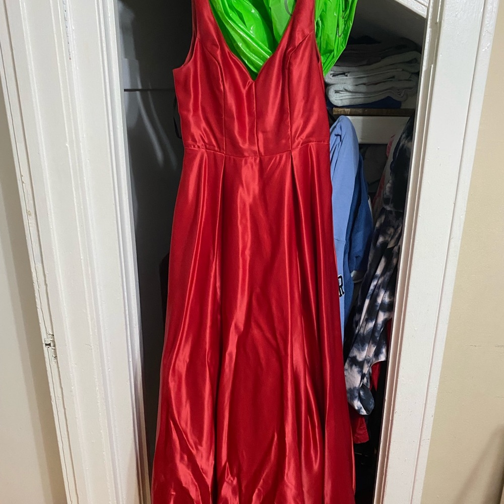 Red, satin prom dress